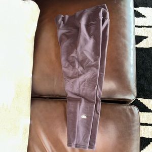 Alo Yoga Capris